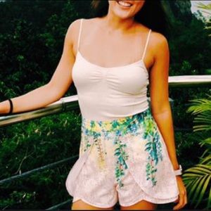 High waisted Bebe shorts